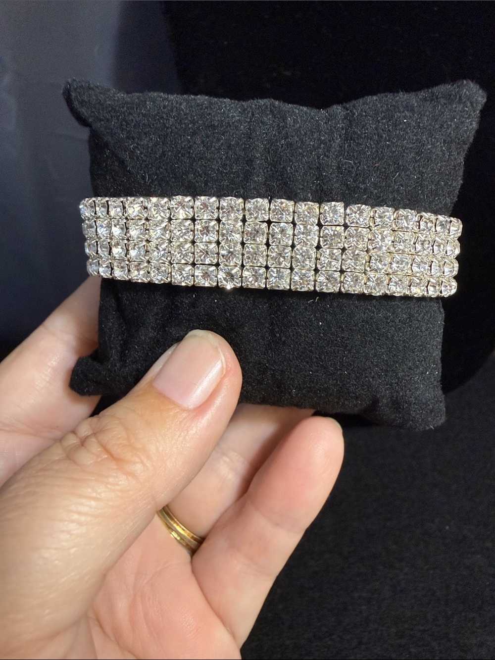 Sparkling Multi-Row Rhinestone Stretch Bracelet - Gold - Picture 2 of 4